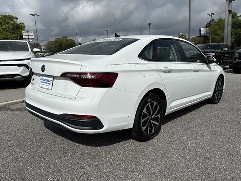 Used 2024 Volkswagen Jetta S FWD image 3