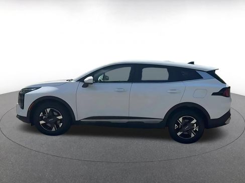 Used 2026 Kia Sportage LX FWD image 7