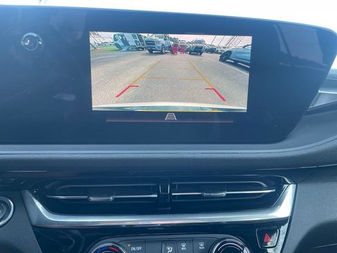 Used 2024 Buick Envista Sport Touring w/ Convenience I Package FWD image 22