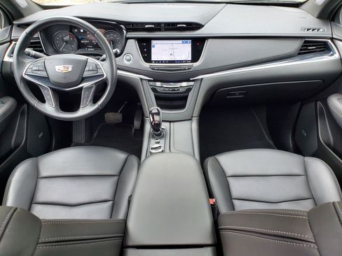 Certified 2023 Cadillac XT5 Premium Luxury w/ Technology Package AWD/4WD image 15