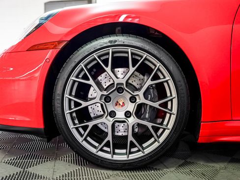 Used 2025 Porsche 911 Carrera T image 14