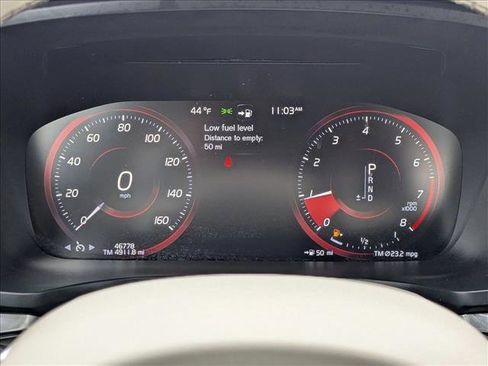 Used 2020 Volvo S60 T5 Momentum image 11