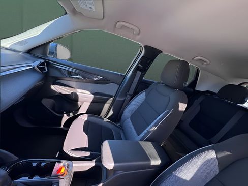 Used 2025 Chevrolet TrailBlazer LT image 10