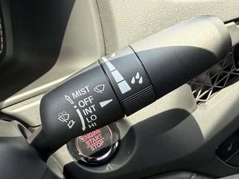 Certified 2025 Honda Accord SE image 18