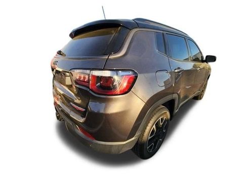 Used 2021 Jeep Compass Trailhawk image 11