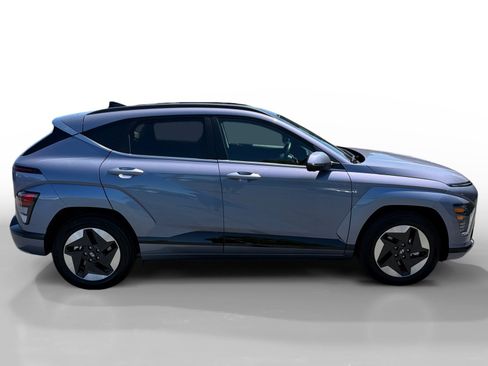 Certified 2024 Hyundai Kona Limited FWD image 6