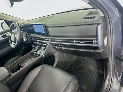 Certified 2026 Hyundai Santa Fe Limited FWD image 30