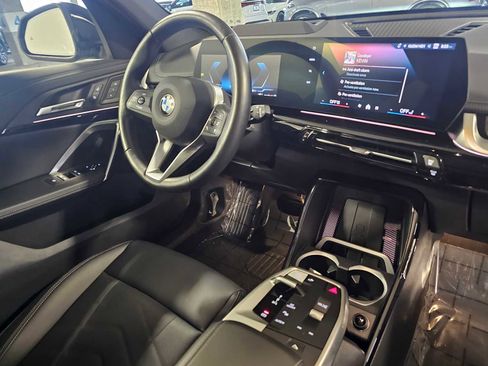 Used 2025 BMW X1 xDrive28i w/ Technology Package image 43