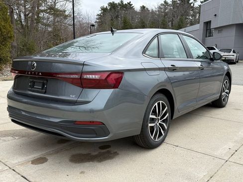 New 2026 Volkswagen Jetta SE FWD image 11