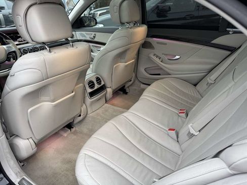 Used 2015 Mercedes-Benz S 550 Sedan image 39
