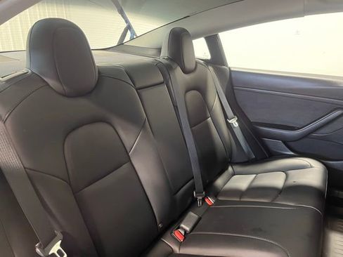 Used 2021 Tesla Model 3 Long Range image 13