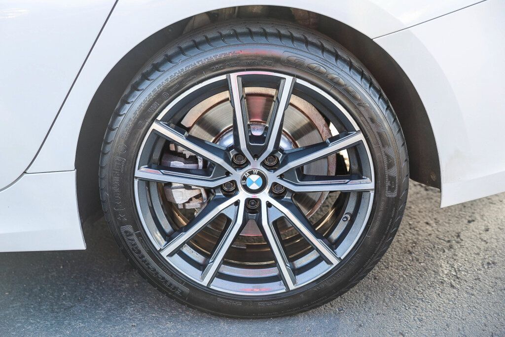 Used 2019 BMW 330i Sedan w/ Convenience Package RWD image 27