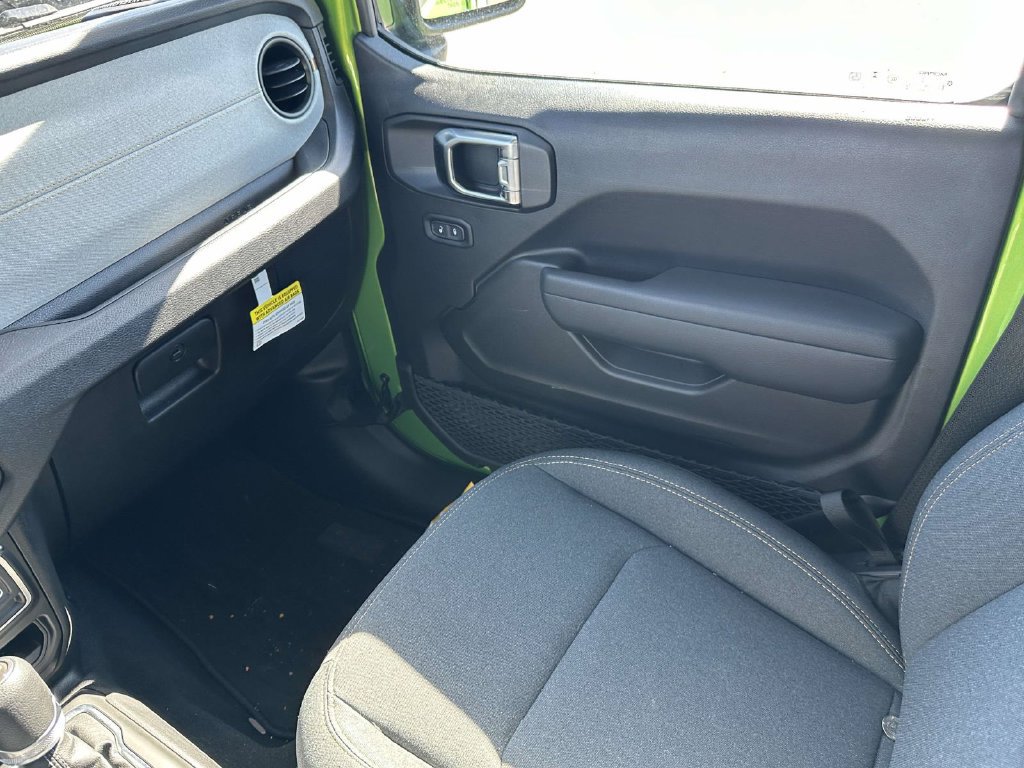 Used 2026 Jeep Wrangler Unlimited Sport AWD/4WD image 30