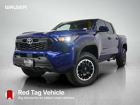 Used 2024 Toyota Tacoma TRD Off-Road image 1