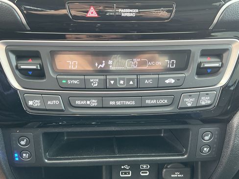 Used 2025 Honda Ridgeline Black Edition image 22