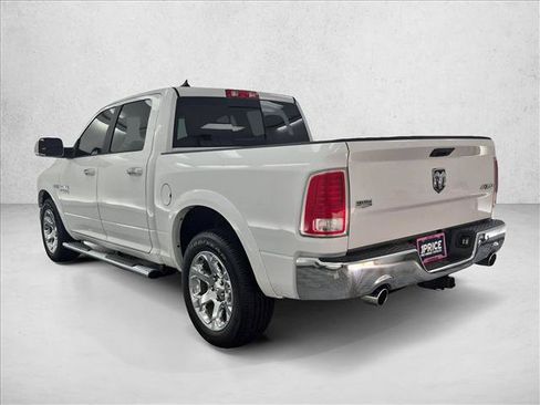 Used 2017 RAM 1500 Laramie AWD/4WD image 8