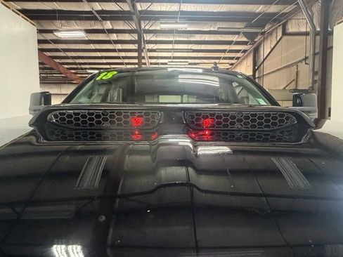 Used 2018 Chevrolet Silverado 1500 LTZ Z71 w/ LTZ Plus Package AWD/4WD image 5
