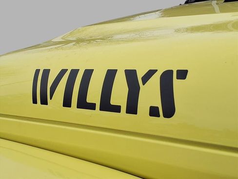 Used 2023 Jeep Gladiator Willys image 22