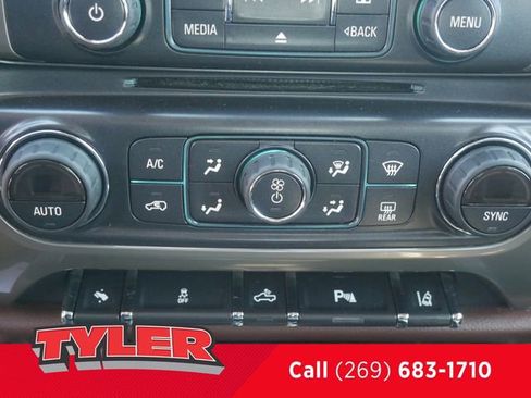 Used 2014 Chevrolet Silverado 1500 High Country image 37