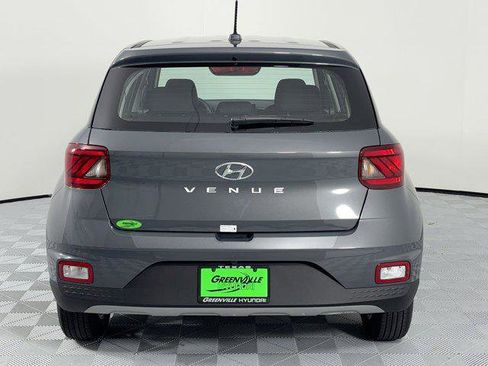 New 2026 Hyundai Venue SE image 10