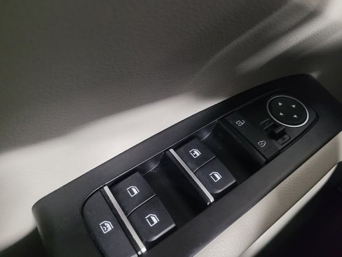 Used 2025 Kia Soul LX image 27