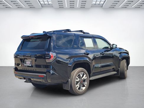 Used 2025 Toyota 4Runner TRD Sport AWD/4WD image 4