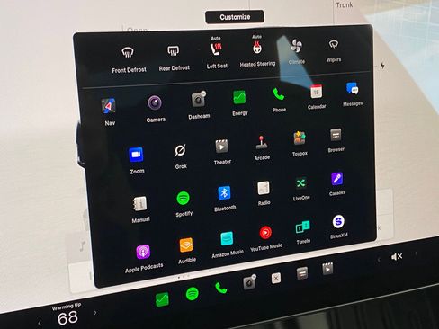 Used 2023 Tesla Model Y Long Range image 23