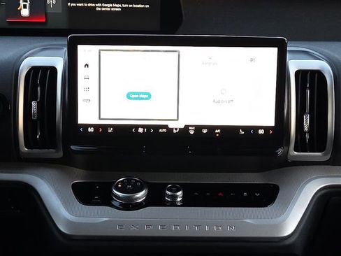 New 2025 Ford Expedition Active RWD image 12