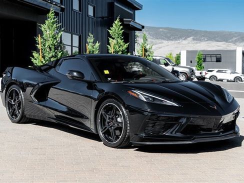 Used 2023 Chevrolet Corvette Stingray Preferred Conv w/ Battery Protection Package RWD image 9