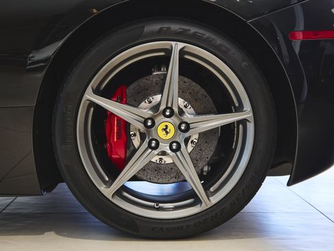 Used 2011 Ferrari 458 Italia Coupe image 43