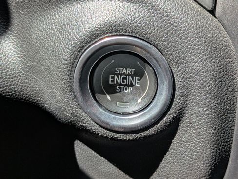 Used 2021 Chevrolet Silverado 2500 LTZ w/ LTZ Convenience Package AWD/4WD image 28