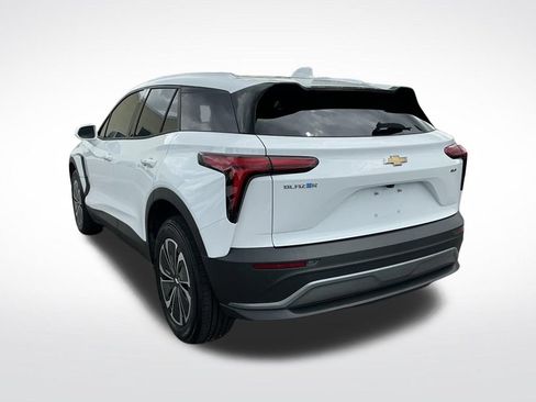 Used 2024 Chevrolet Blazer EV LT AWD/4WD image 9