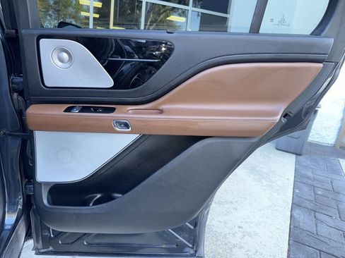 Used 2023 Lincoln Aviator Reserve w/ Equipment Group 201A image 26