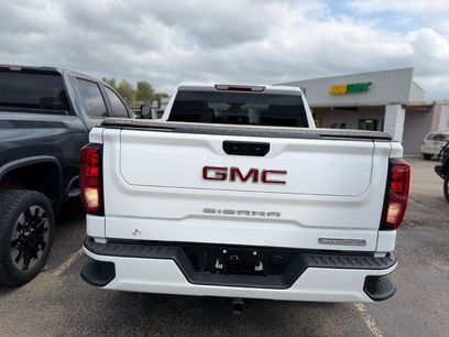 Used 2025 GMC Sierra 1500 Elevation