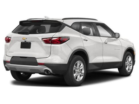 Used 2022 Chevrolet Blazer LT w/ Redline Edition FWD image 2