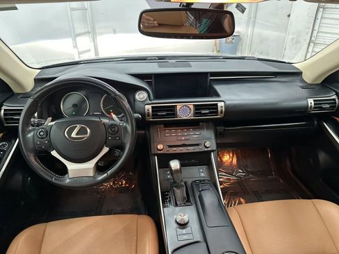 Used 2016 Lexus IS 200t 200t image 22