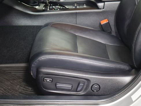 Used 2014 Toyota Avalon Limited FWD image 20