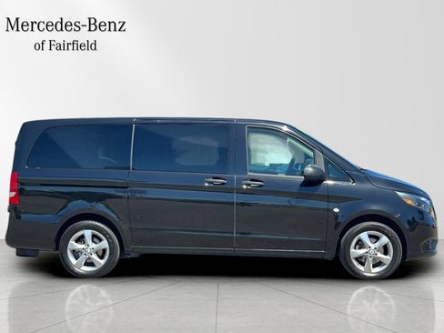 Used 2018 Mercedes-Benz Metris Passenger image 8