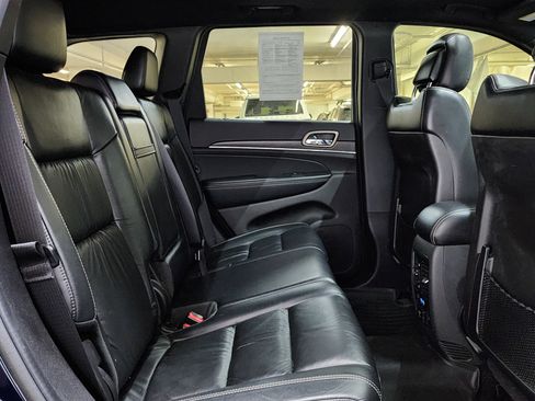 Used 2015 Jeep Grand Cherokee Limited AWD/4WD image 19