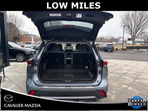 Used 2022 Toyota Highlander Limited image 4