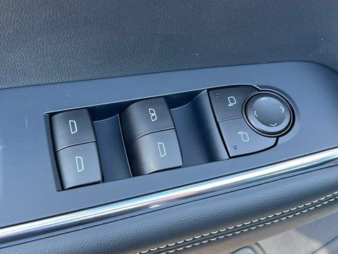 New 2026 GMC Acadia Elevation w/ Black Edition AWD/4WD image 17