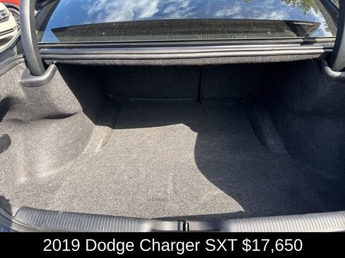 Used 2019 Dodge Charger SXT w/ Cold Weather Package AWD/4WD image 16