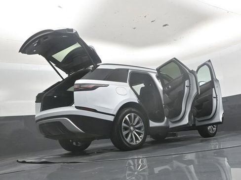 Used 2018 Land Rover Range Rover Velar S AWD/4WD image 54