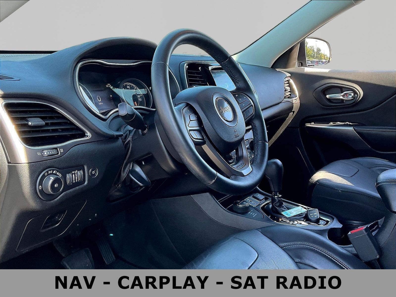 Used 2019 Jeep Cherokee Limited AWD/4WD image 17