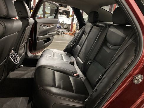 Used 2017 Cadillac XTS Luxury image 10