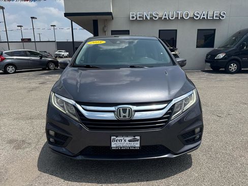 Used 2018 Honda Odyssey EX image 3