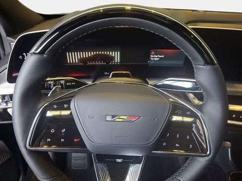 New 2026 Cadillac Lyriq V AWD/4WD image 13