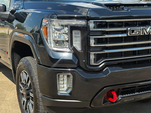 Used 2022 GMC Sierra 2500 AT4 w/ Snow Plow Prep/Camper Package AWD/4WD image 3