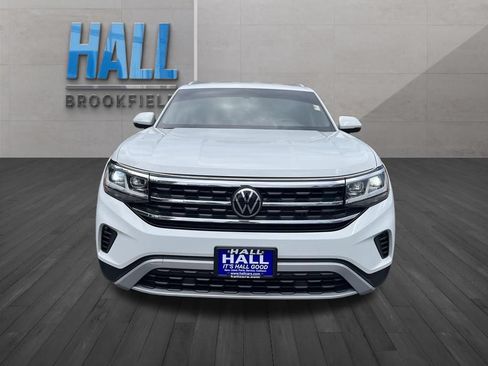 Certified 2022 Volkswagen Atlas Cross Sport SE AWD/4WD image 9