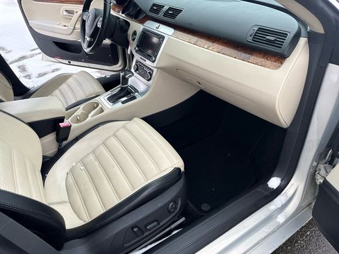 Used 2011 Volkswagen CC Lux Plus image 20